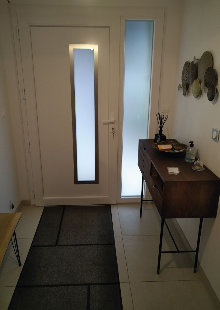 Rénovation Pose de menuiseries sur-mesure en totale ou dépose partielle (PVC, bois et acier) en Essonne : Corbeil-Essonnes, Lisses, Courcouronnes, Evry, Mennecy, Fleury-Mérogis, Villabé, Ris-orangis, etc.